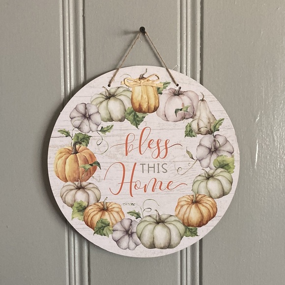 🆕 Slatted Wood Round BLESS THIS HOME Fall Wall Decoration Sign w/ Pumpkins 🎃 - Picture 3 of 7